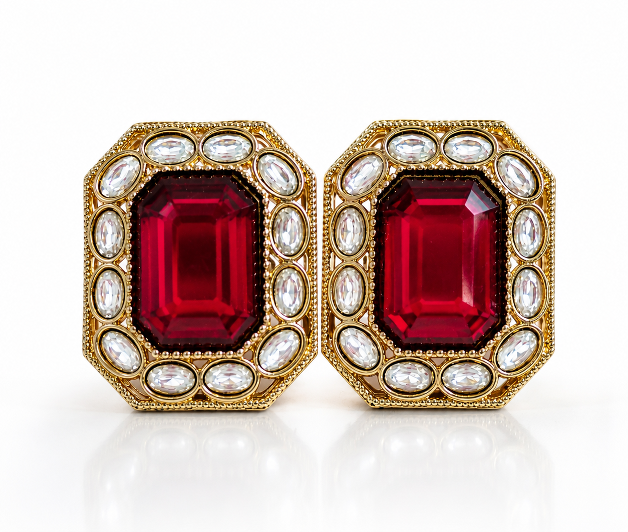 Shining earrings